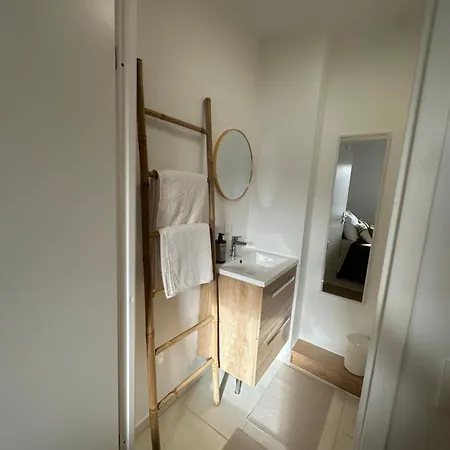 Chez Maison Stella Avec Utilisation De La Cuisine Partagee Et De La Terrasse Possible Famille منزل للإقامة *